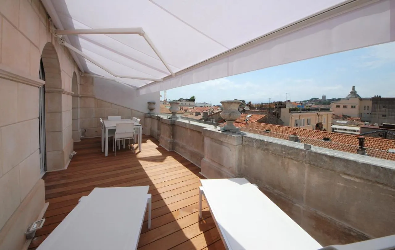 Foch Bright Prestigious Apartment In Cannes ! 0*,