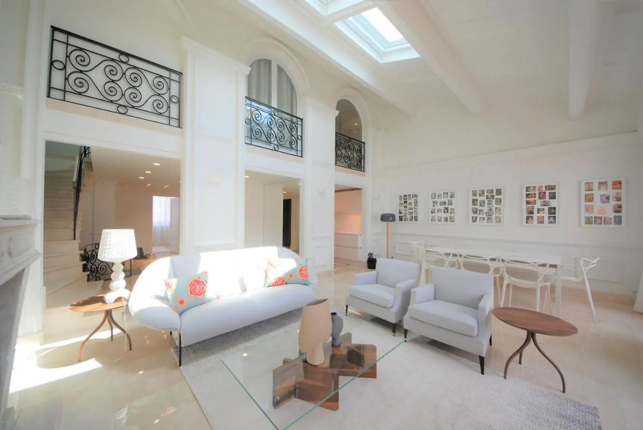 Foch Bright Prestigious Apartment In Cannes !