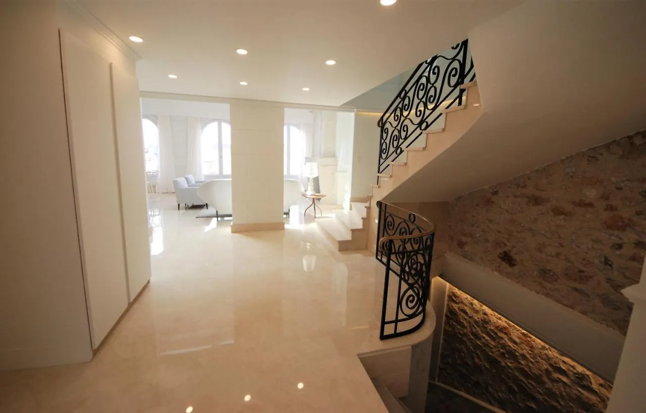 Foch Bright Prestigious Apartment In Cannes !