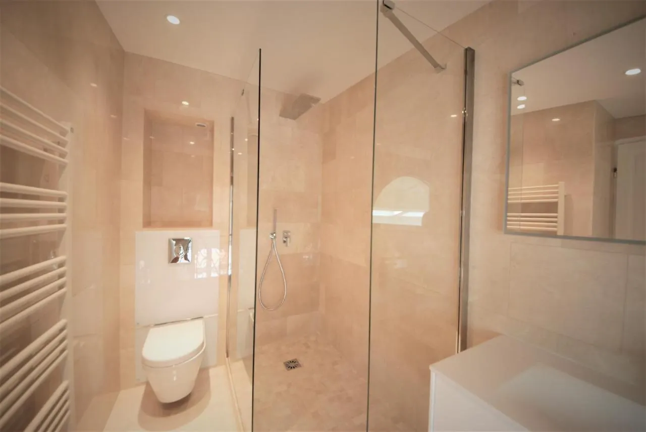 Foch Bright Prestigious Apartment In Cannes ! 0*,